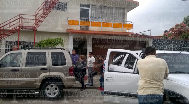 De un balazo en la cabeza, se suicida petrolero De un balazo en cabeza, se suicida petrolero