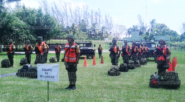 Demostración del Plan DN-III-E en Tuxpan Demostración del Plan DN-III-E en Tuxpan