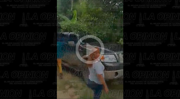 Descubren camioneta cargada con despensas Descubren Camioneta Despensas