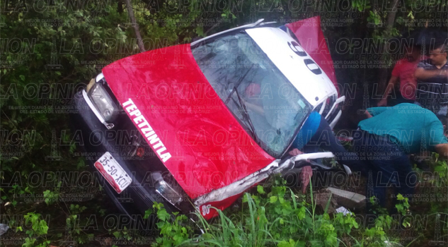 Dos heridos en brutal choque Dos heridos en brutal choque