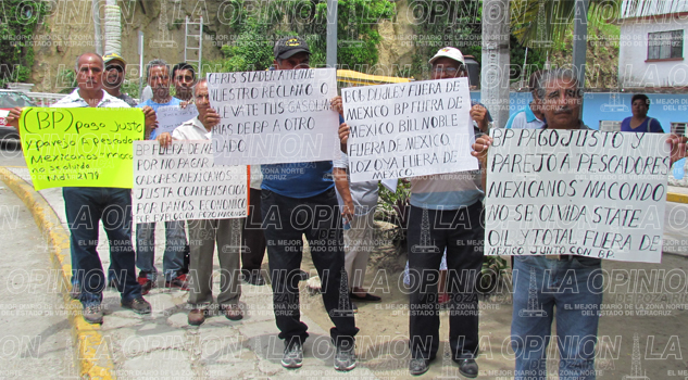 Exigen pagos por derrame petrolero Exigen pagos por derrame petrolero