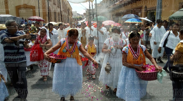 VIDEO: Feligresía papanteca celebra Jueves de Corpus Christi Feligresía papanteca celebra Jueves de Corpus Christi