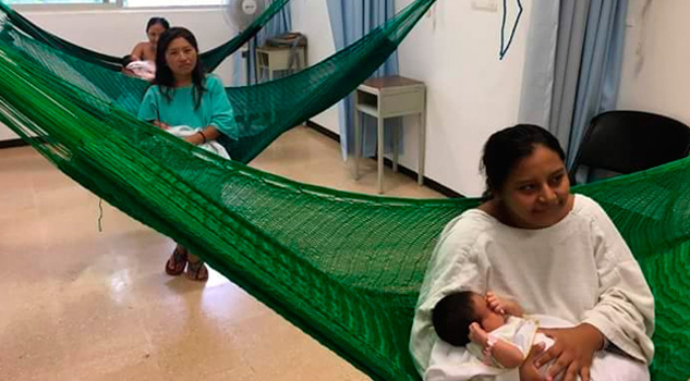 Hospital cambia las camas por hamacas Hospital cambia las camas por hamacas