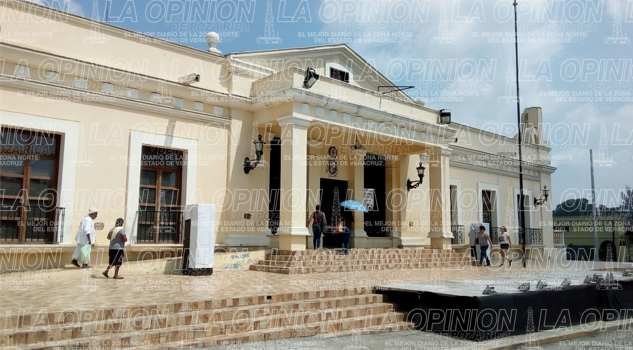 Listos los nuevos regidores en Papantla Lista de los nuevos regidores en Papantla