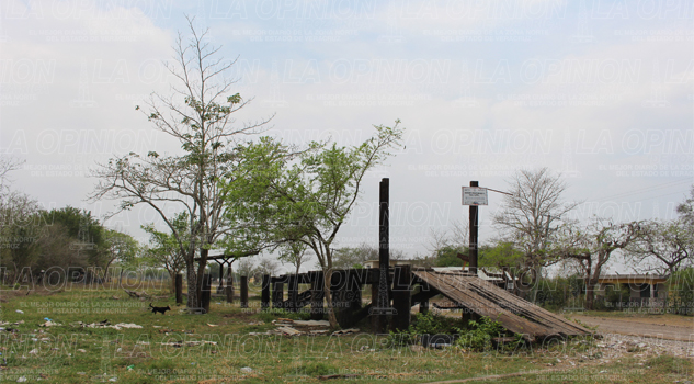 Llevan más de nueve días sin luz Llevan más de nueve días sin luz