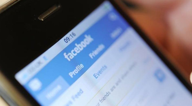Mató a su amigo por que le dio like a una foto de su novia