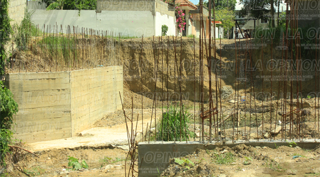Obras en el abandono Obras en el abandono