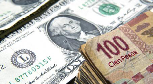 Peso gana 0.82 por ciento y el dólar cae a 17.97 pesos Peso gana 0.82 por ciento y el dólar cae a 17.97 pesos