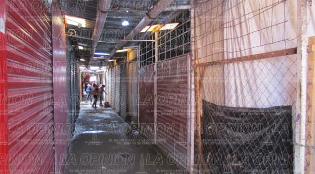 Piden les vendan locales comerciales Piden les vendan locales comerciales