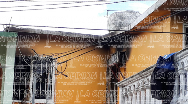 Se incendia casa de Mireya Domínguez, en El Vergel