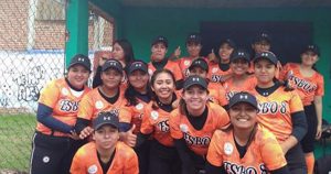 Esbo logra victoria en nacional de Sóftbol Esbo logra primera victoria en nacional de Sóftbol