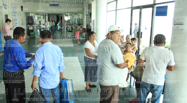 Crisis en el sector salud sector salud1