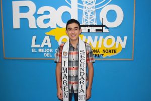 GALERÍA: Ganadores visitan Farándula Estudiantil Galería Farándula