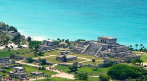 10 zonas arqueológicas para visitar en México 4.-tulum-