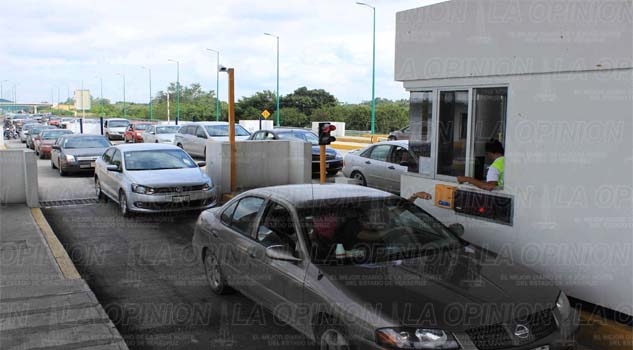 Aumento al peaje pega a rubro de transportistas Aumento al peaje pega a rubro de transportistas