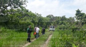 Calcinan a dos en un taxi, en Barrio de Xico