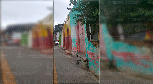 Alertan sobre posible colapso de pared en la calle Beorrizabal Ciudadanos coatzintecos que vivien sobre la calle Beorrizabal