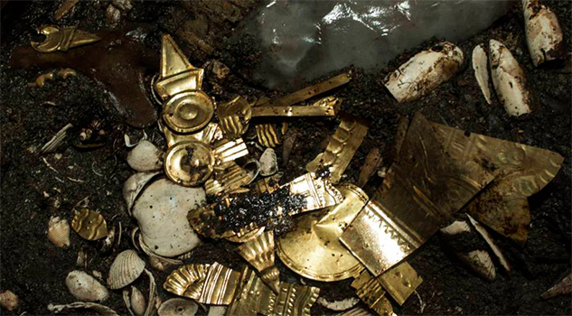 El lobo, el trono de Heredia y las piezas de oro: una historia de equilibrismo en México El lobo, el trono de Heredia y las piezas de oro una historia de equilibrismo en México