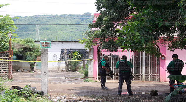 Hallan bodega con huachicol Hallan bodega con huachicol2