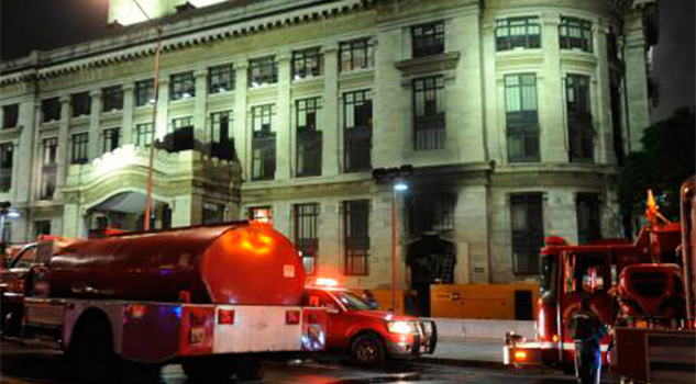 Se incendia el Palacio de Bellas Artes INBA
