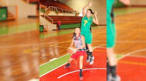 Deportivo Rolon a un paso de la final Incógnitas y Deportivo Rolon