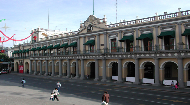 Insostenible nómina estatal Insostenible nómina estatal
