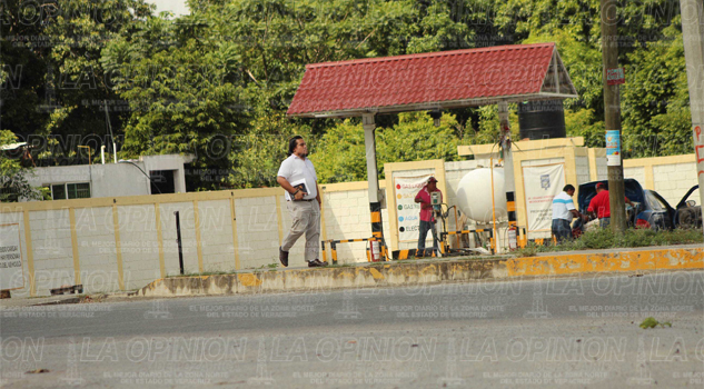 Instalan gaseras en zona urbana Instalan gaseras en zona urbana