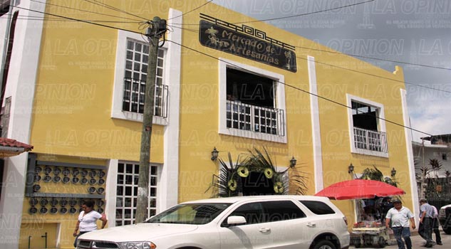 Mercado, a oscuras Mercado, a oscuras