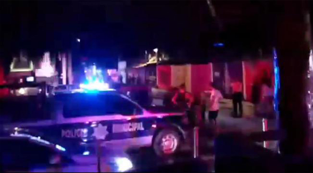 Policías y marinos frustran ejecución en Playa del Carmen Policías y marinos frustran ejecución en Playa del Carmen