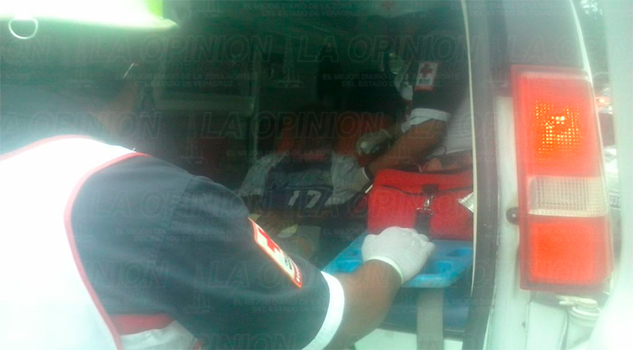 Septuagenario impacta su bicicleta contra auto Septuagenario impacta su bicicleta contra auto