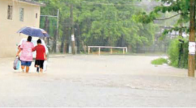 Sorprendidos por tormenta Sorprendidos por tormenta