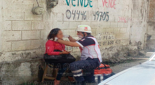 Taxi impacta camioneta Taxi impacta camioneta3