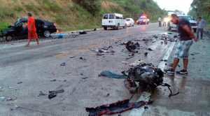Terrible accidente en la México-Tuxpan, 4 muertos y un herido