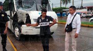 Accidente entre unidades de transporte público Tuxpan Accidente Lesionados