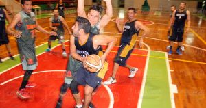 Chicanos venció a Secc 30