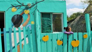 Chacchoben, el pueblo fantasma que revivió con murales de colores