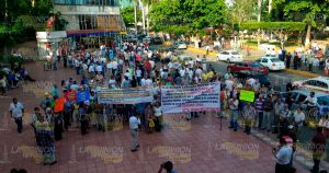 La de los jubilados, lucha de resistencia (VIDEO) miembros del grupo Solidaridad AC se manifiestan