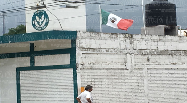 La patria está de cabeza fuerzacivil
