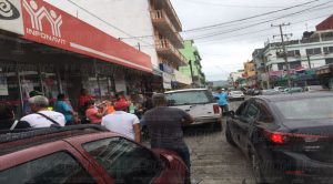 Habitantes de Geovillas se manifiestan en el infonavit infonavitacuerdo