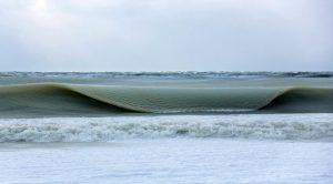 "Olas congeladas", el maravilloso espectáculo natural