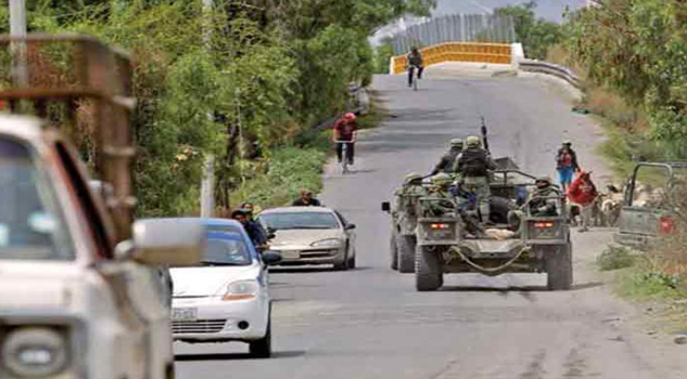 Asesinan a cinco jóvenes