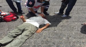 Atropellan a petrolero