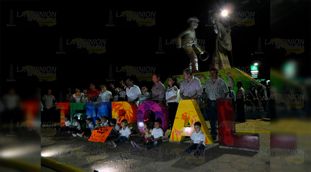 Alcalde devela letras con el nombre de Tempoal Alcalde devela letras con el nombre de Tempoa