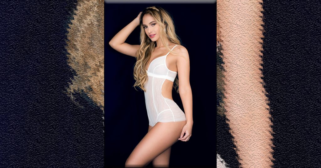 Playboy México: Alejandra Vélez, esculturalmente bella