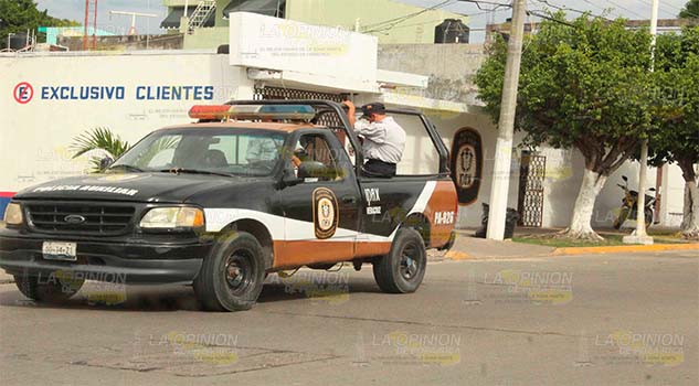 Arriesgan su vida por mísero salario Arriesgan su vida