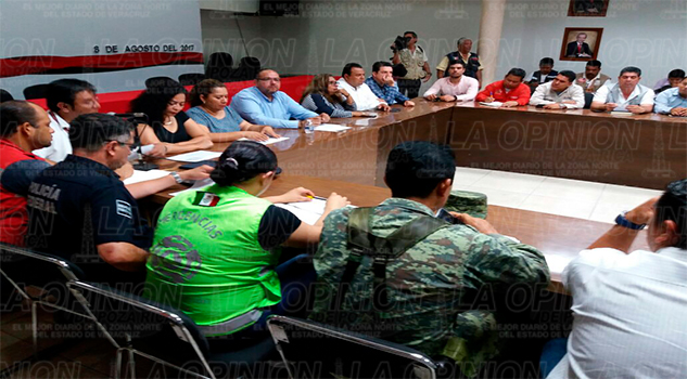 Autoridades se preparan ante la llegada de "Franklin" Autoridades se preparan ante la llegada de Franklin