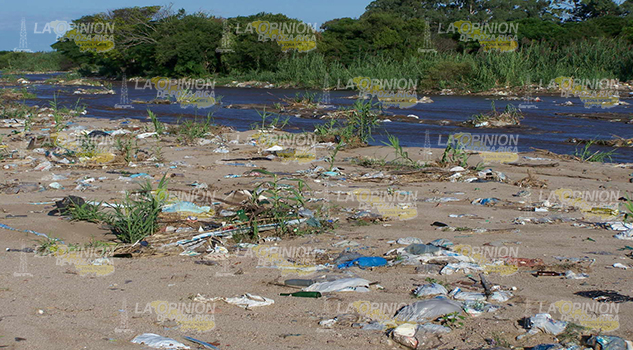 Inundan de basura al Cazones BASURACAZONES