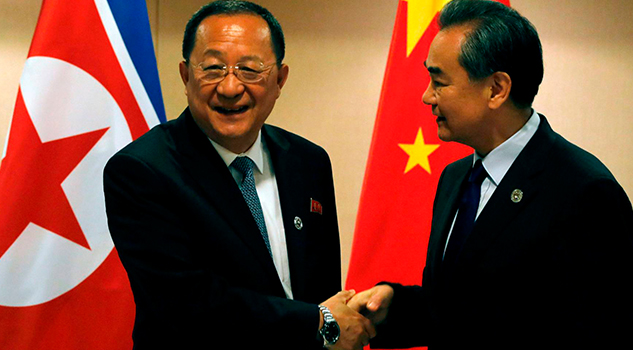 China intenta evitar choque entre E.U. y Corea del Norte China