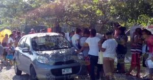 Padres de familia, exigen destitución de maestras