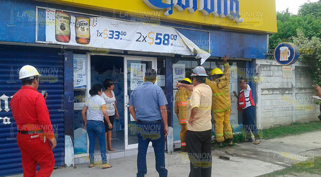 Conato de incendio en un modelorama Conato Incendio Modelorama